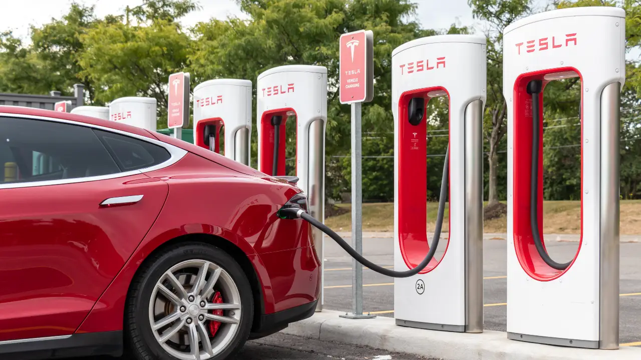 Tesla Owners Share Their Charging Station Experiences